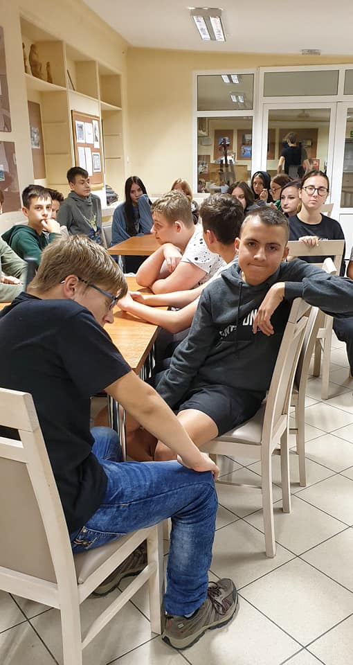 Uczymy się regulaminu.