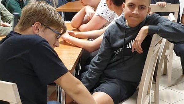 Uczymy się regulaminu.