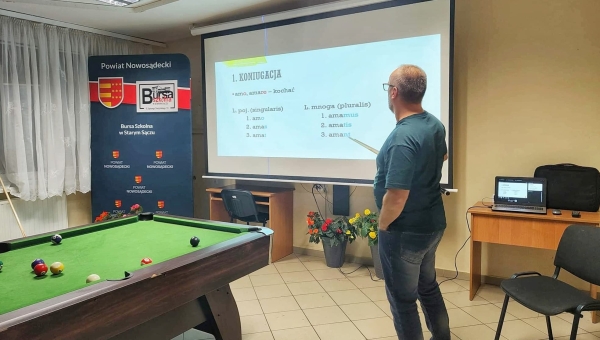 Nauka języka łacińskiego