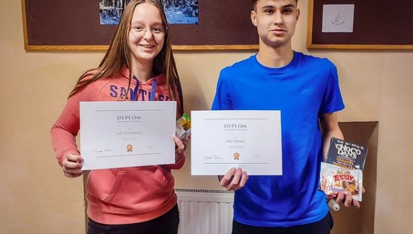  Laureaci konkursu fotograficznego nagrodzeni.