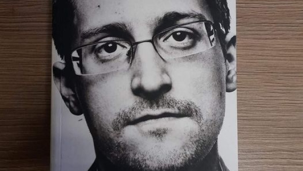 BIBLIOTECZKA w Bursie P o l e c a