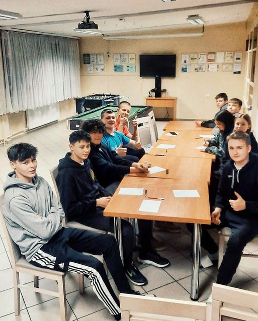 Wizerunek  poza  placówką-zajęcia