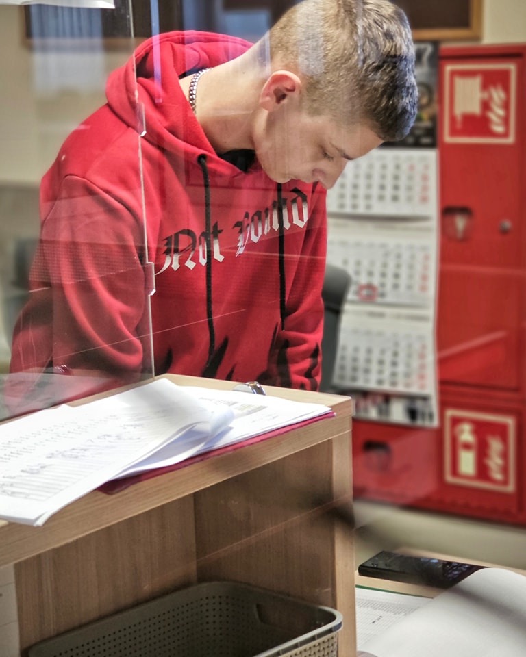 Rano trzeba wstać i do szkoły gnać