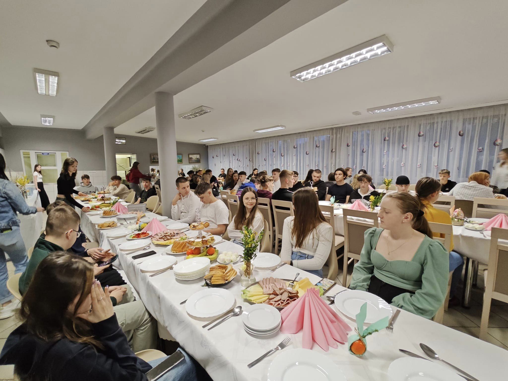 Uroczysta kolacja wielkanocna