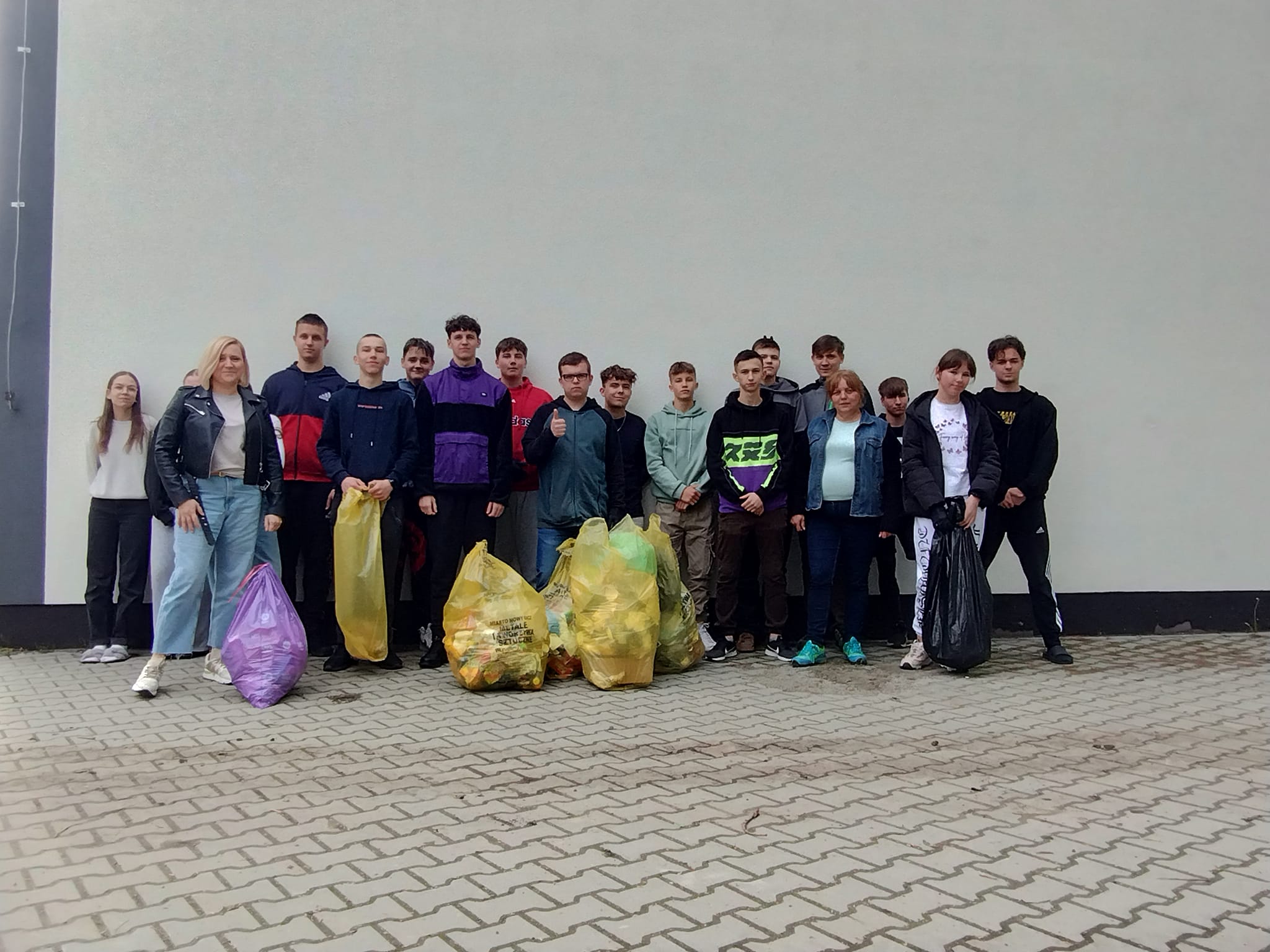 #SprzątamydlaPolski