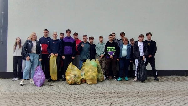 #SprzątamydlaPolski