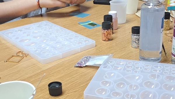 Na zajęciach powstała przepiękna biżuteria...