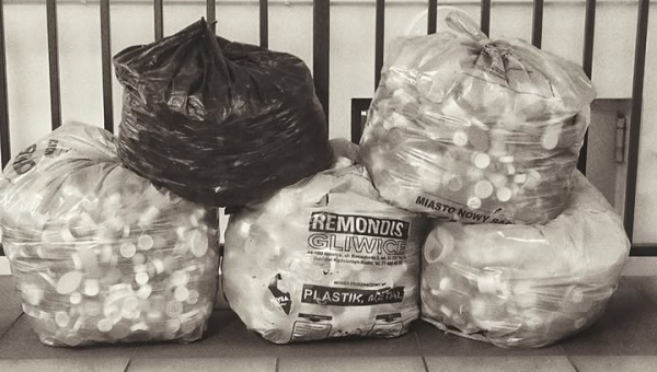 **Zakręcona akcja**