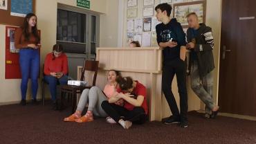 84826774 781231585719661 1469169490028658688 N