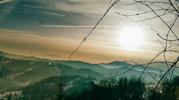 83723459 195713704953472 902440605336993792 N