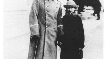 96792481 3218275428398328 8124242781427204096 O