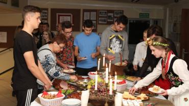 100548301 141685990807915 6802795990010036224 O