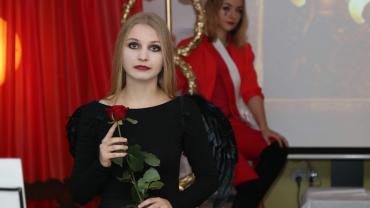 100560108 141685387474642 1504785656654594048 O