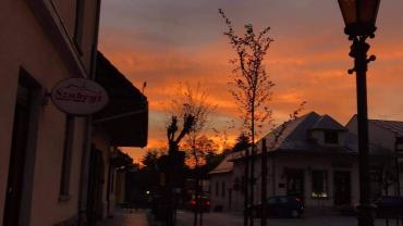 123706801 3676290705742375 2450197996403119503 O