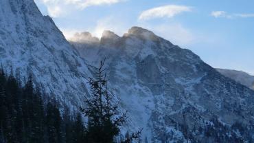 134005000 153640549552081 2793361106768806500 N