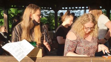 195839681 4287010944670345 7980963438494794998 N