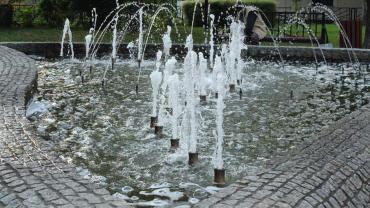 242042058 4586488478055922 2139948105734904584 N