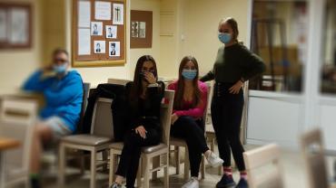 271831080 4981182238586542 5564788524361223739 N