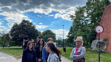 285520095 5401736616531100 3276333744785577074 N