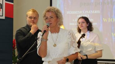 288007220 1730738560652221 1034728678891652049 N