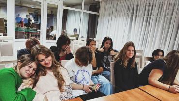 312174175 562915382503709 7341318777644814077 N