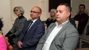 321327763 581507627118451 4084401183264732444 N