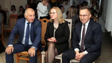 321502081 711055380364003 3398778150479001361 N