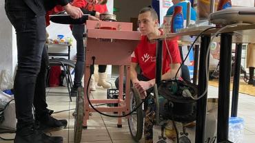 329247784 866264904633383 8645305727156334461 N