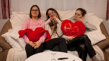 332087824 936137934061087 3274448132905390368 N