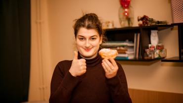 332099835 895969224941440 7950567921546438600 N