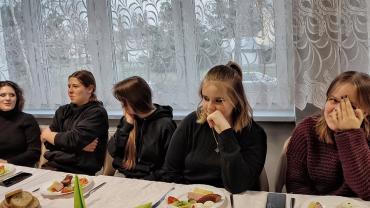 339883595 941383847003873 5564816981426412403 N