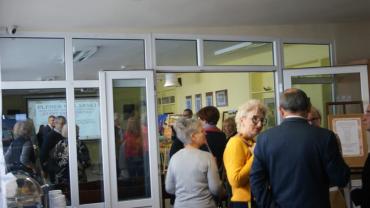 71797784 2428325837409791 2440381889098285056 N