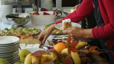 71949702 254366682128870 7425881837831979008 N