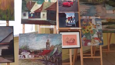 72388163 390886571858635 5465411854857666560 N