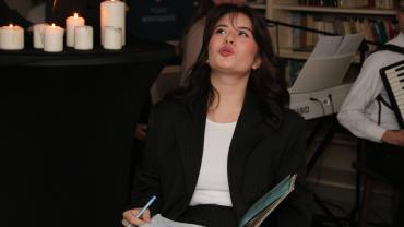 Spotkanie Wigilijne W Bursie Szkolnej W Starym Saczu. Artysci Sceny Bursy Prezentuja 12