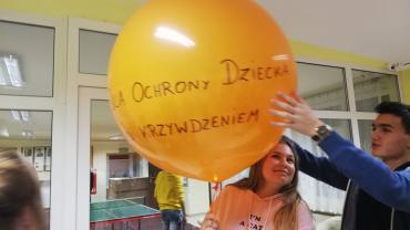 75594605 573616016724685 8465638466087026688 N