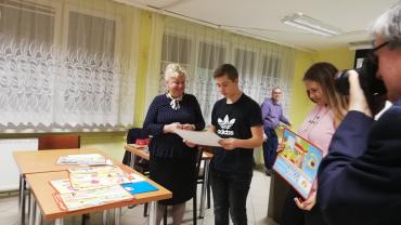 76975398 604196893684229 5848509326909505536 N