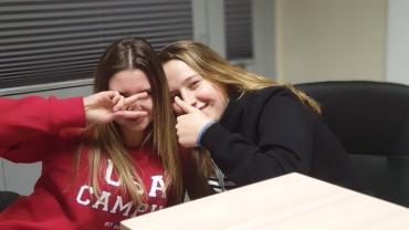 78423300 2002202036593168 4086861892692213760 N