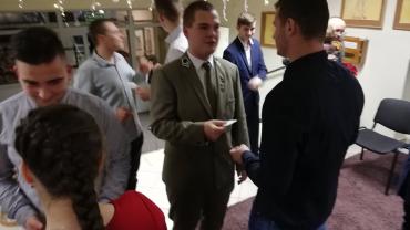 81263256 567551824026592 7940384762017873920 N